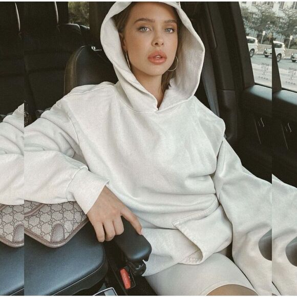 TALENTLESS Womens Pullover Premium Hoodie Sweatshirt NEW Bone Ivory Disick Sz L - Picture 1 of 9